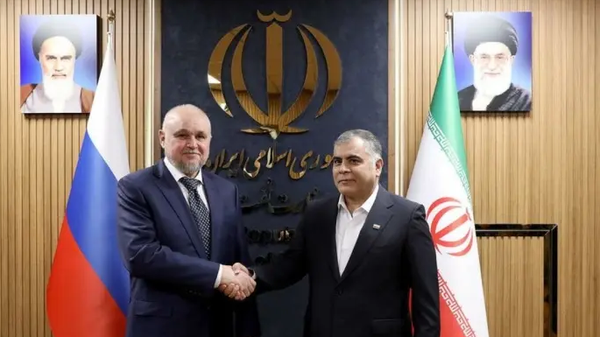 ایران و روسیه روز چهارشنبه چندین توافقنامه مهم امضا خواهند کرد.|ترجمه متون اقتصادی | عربی لند