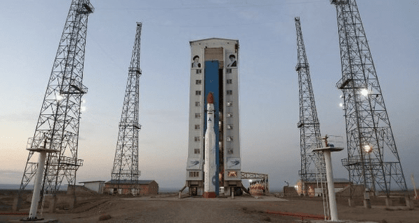 پایگاه فضایی چابهار ایران آماده پرتاب است| ترجمه متون علمی| عربی لند